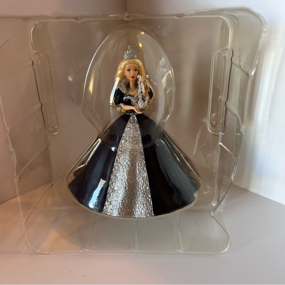 Hallmark Keepsake Barbie Millennium Princess Ornament - Picture 3 of 5